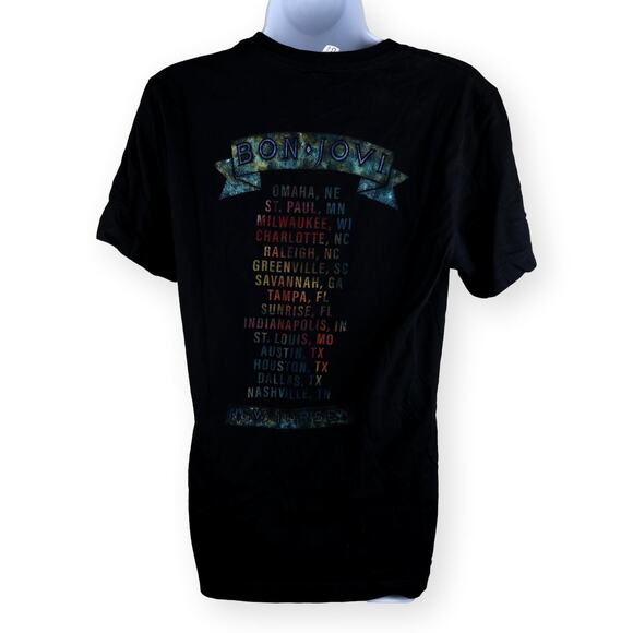 Bon Jovi Tee Shirt  Black Tour Concert Classic 2022 NWOT M - Picture 3 of 5